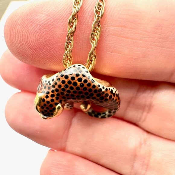 Womens Necklace 14K Gold Enamel Spotted Leopard Cougar Pendant Cheetah Cat - Picture 9 of 9